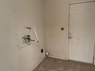 323 County Road 305 Panhandle, TX 79068 - Photo 11 of 23 a view of a bathroom
