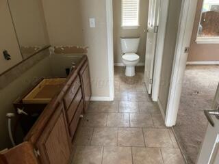 323 County Road 305 Panhandle, TX 79068 - Photo 8 of 23 a view of bathroom and a sink