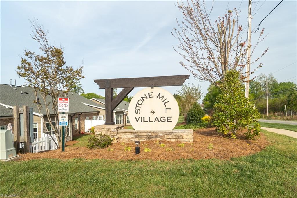 3703 Wheat Street High Point, NC 27265 - Photo 4 of 35