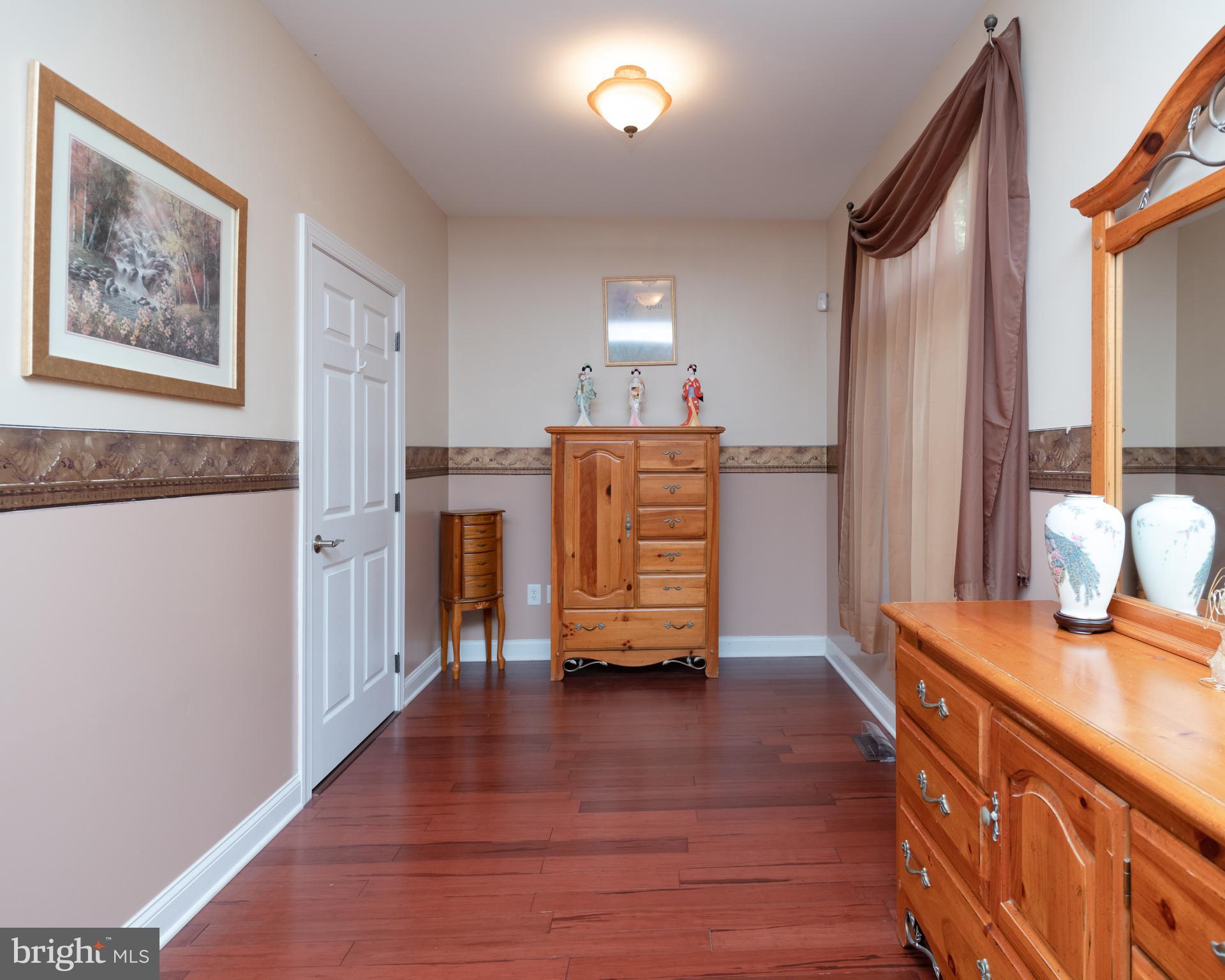 335 South Rte 73 Hammonton, NJ 08037 - Photo 47 of 81 Master bedroom sitting/dressing area