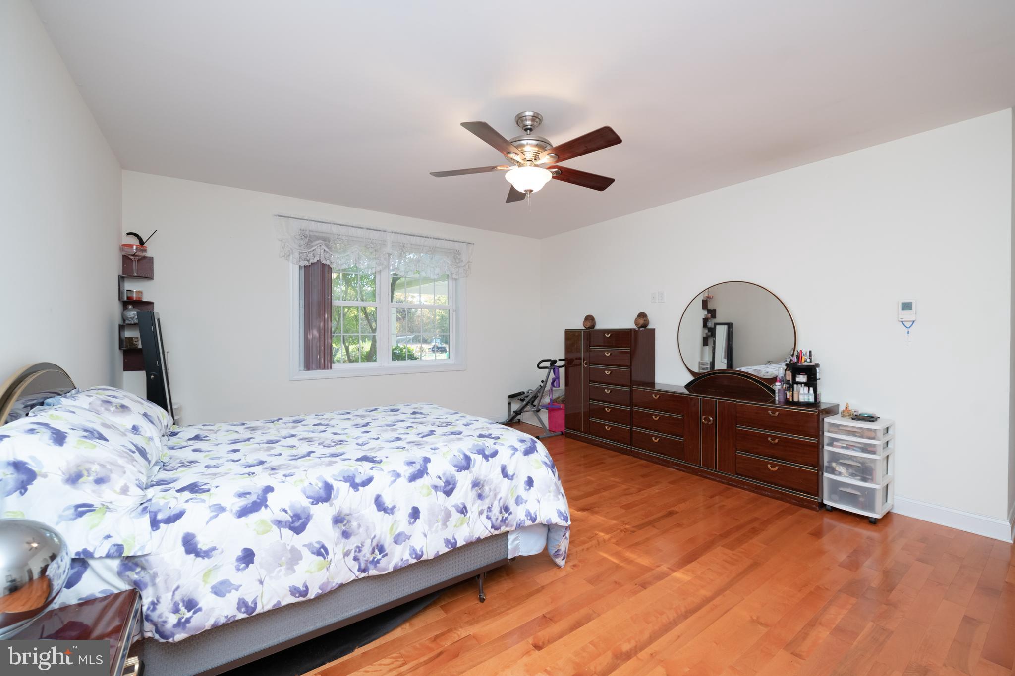 335 South Rte 73 Hammonton, NJ 08037 - Photo 57 of 81 Bedroom 5