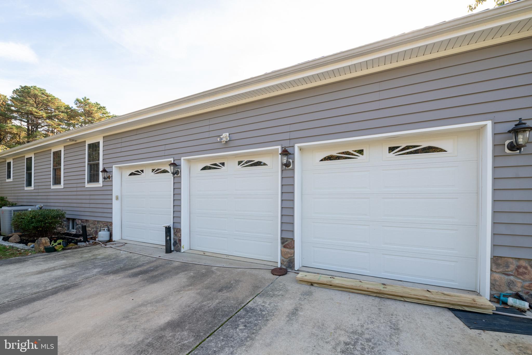 335 South Rte 73 Hammonton, NJ 08037 - Photo 69 of 81 Attached 3 car garage