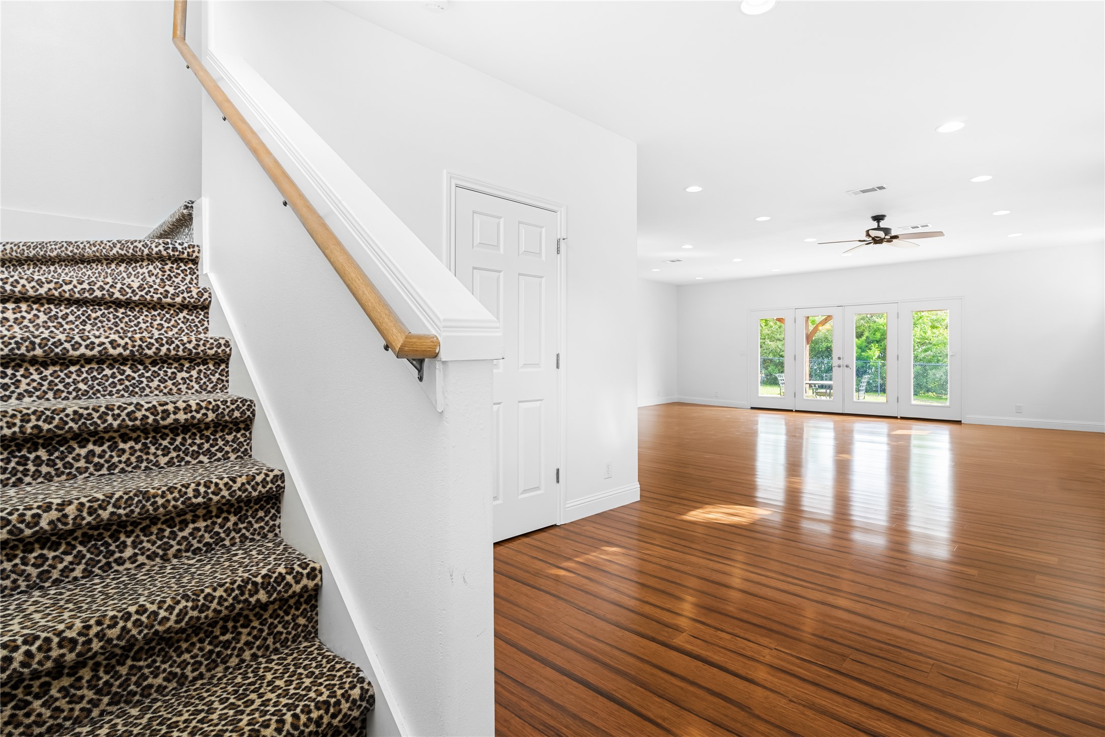 5500 Sunset Ridge, Unit A & B Austin, TX 78735 - Photo 28 of 32 a view of entryway with wooden floor