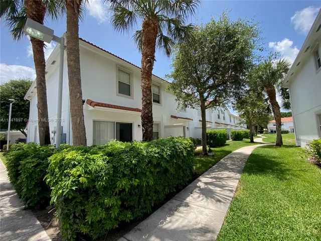 $2,850 | 22159 Majestic Woods Way, Boca Raton, FL 33428