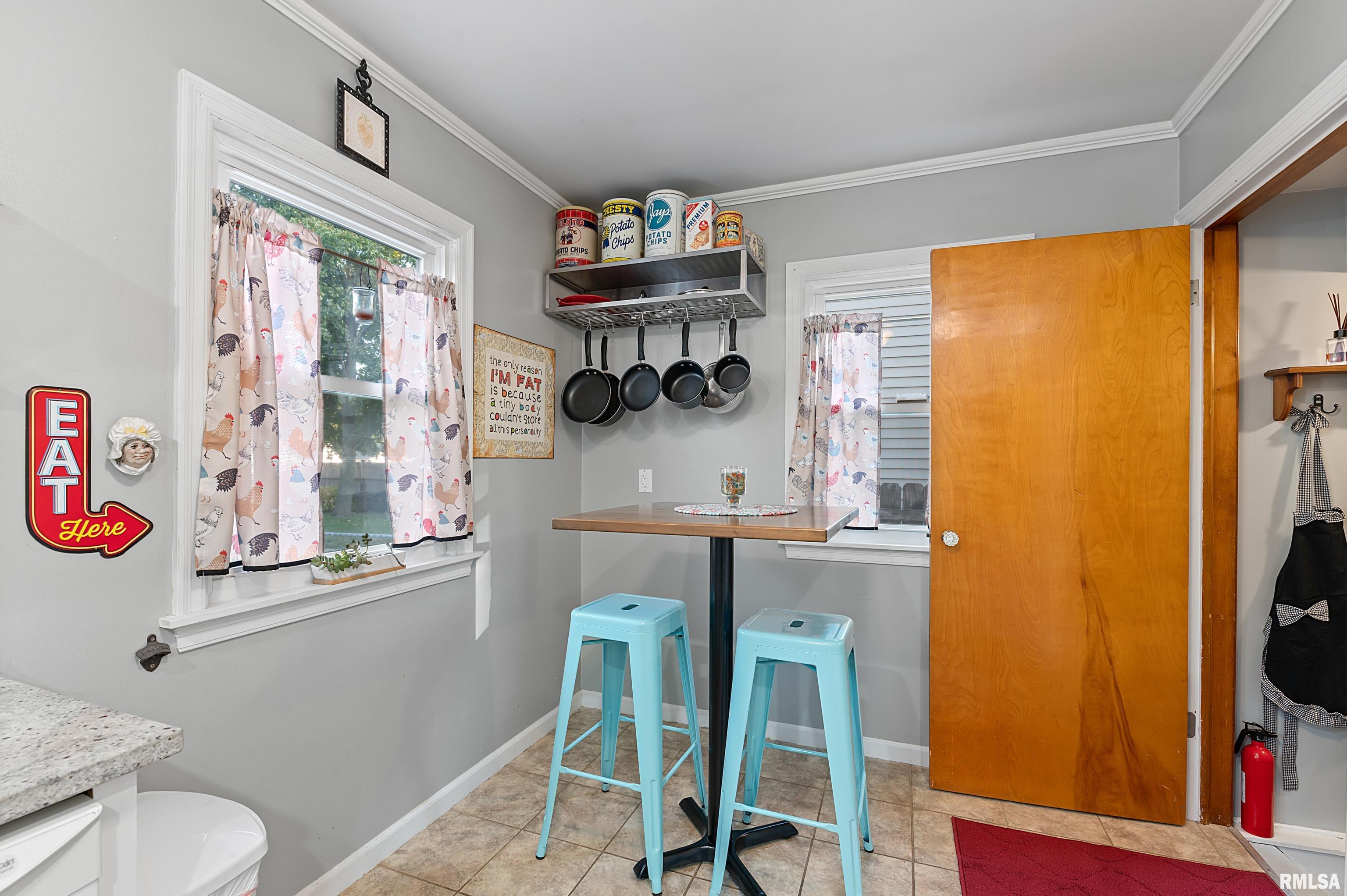 2012 3rd Street Moline, IL 61265 - Photo 11 of 21 Gallery Image 11