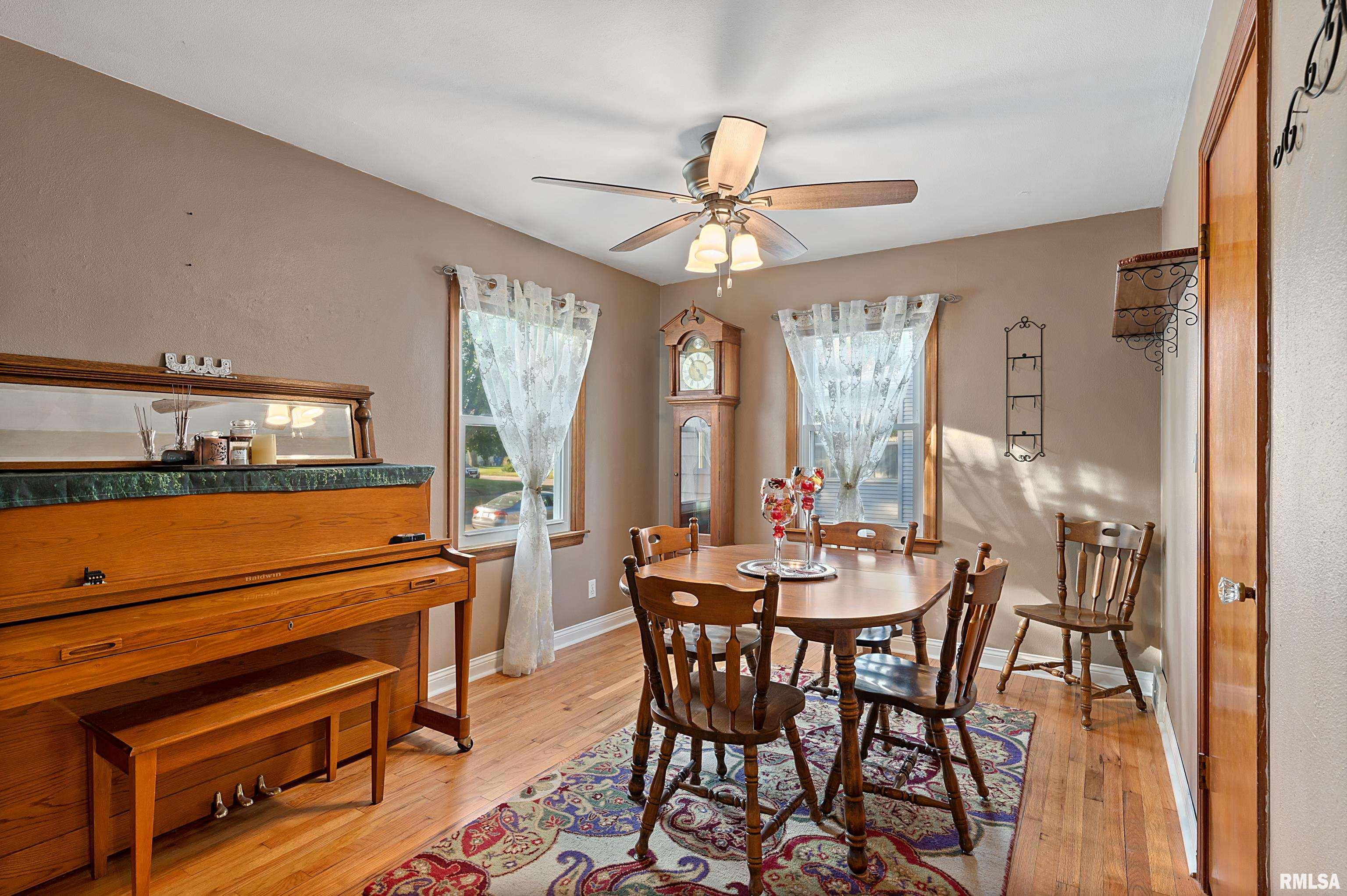 2012 3rd Street Moline, IL 61265 - Photo 5 of 21 Gallery Image 5