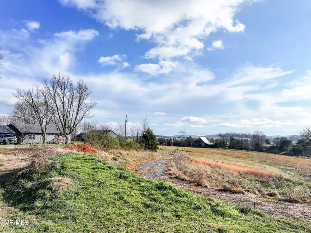 $795,000 | 1739 Redwing Lane, New Market, TN 37820