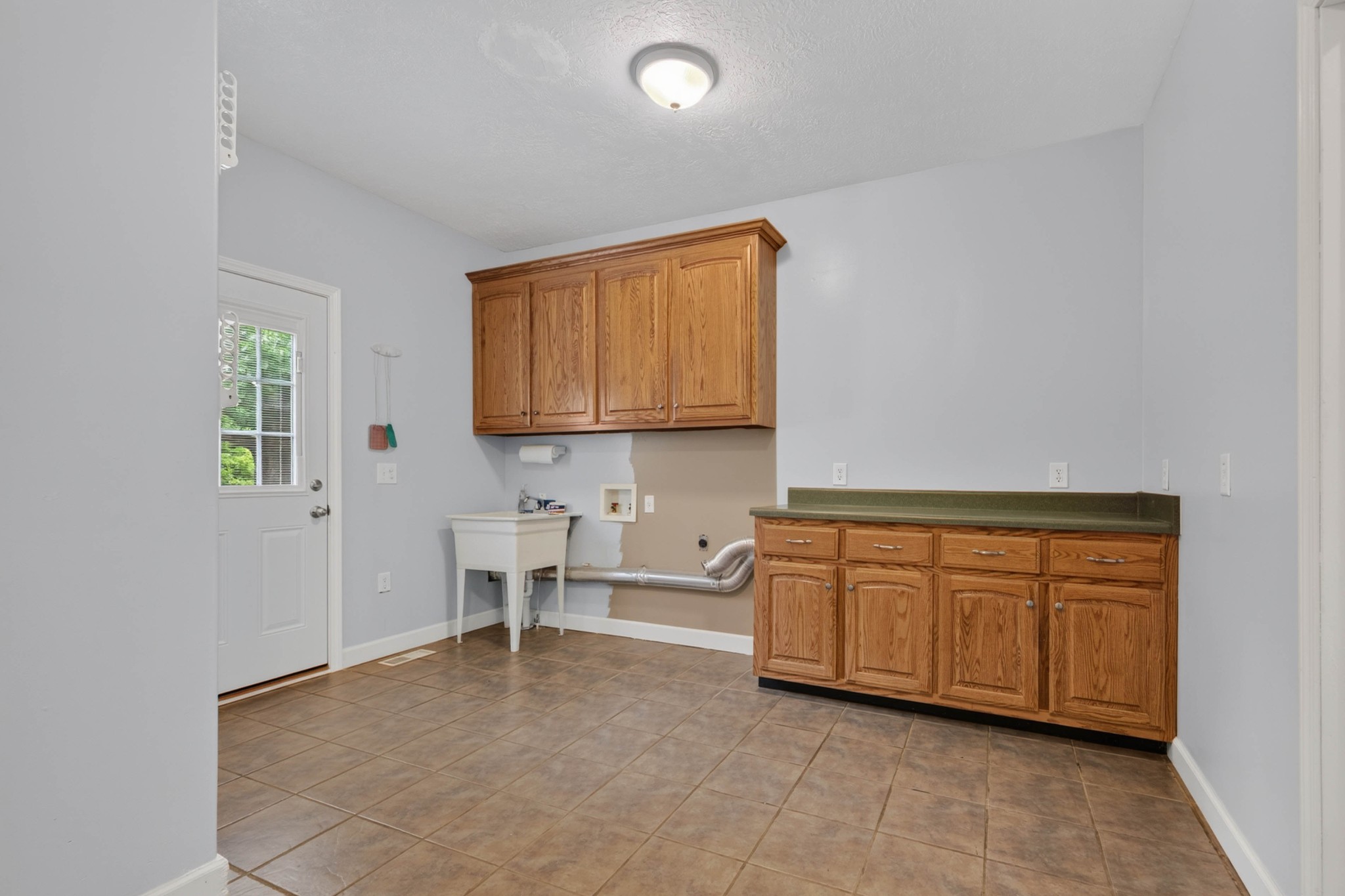 3989 Cadiz Road Bumpus Mills, TN 37028 - Photo 28 of 68