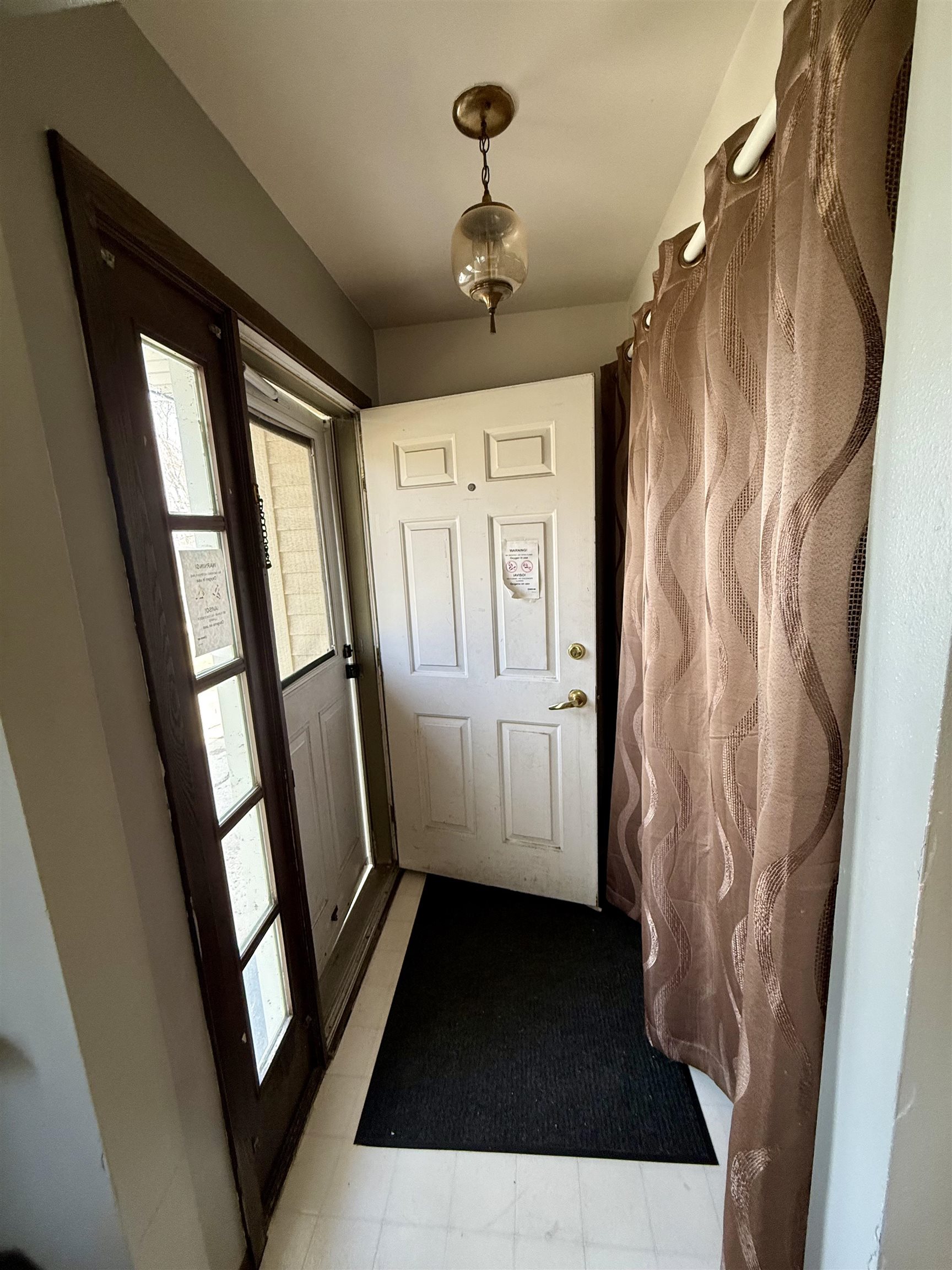 4713 Kennedy Road Madison, WI 53704 - Photo 2 of 29