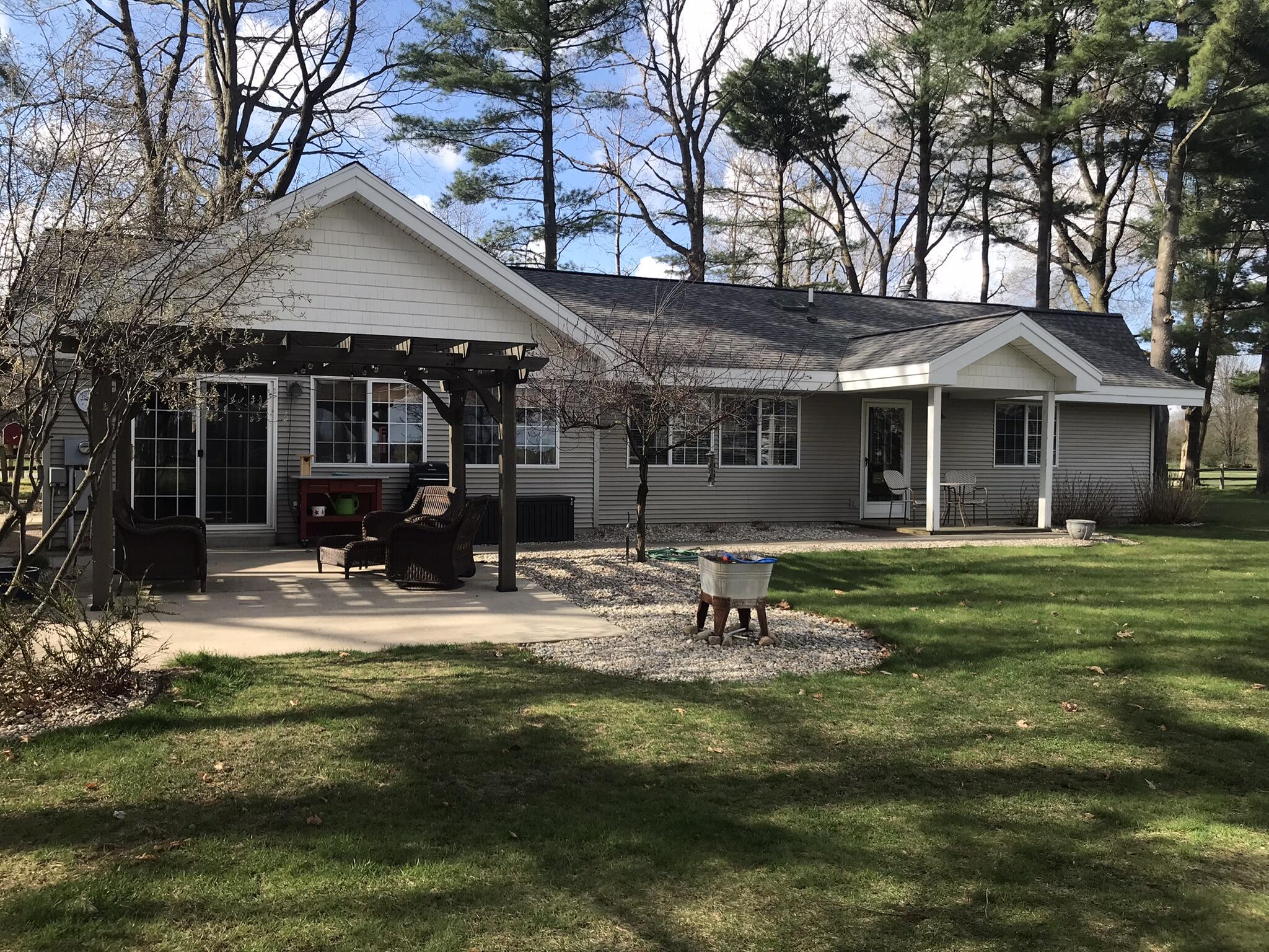 11018 West Briggs Road Trufant, MI 49347 - Photo 1 of 31 Lake Front