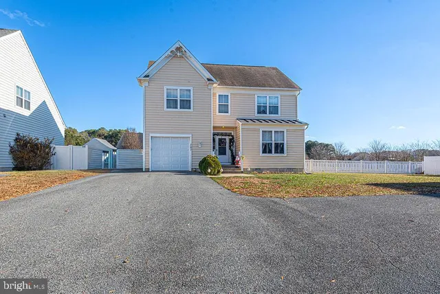 $425,000 | 207 Enterprise Drive, Berlin, MD 21811