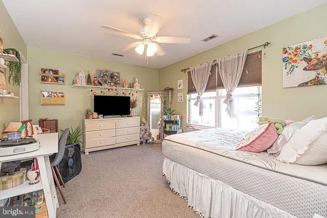 $425,000 | 207 Enterprise Drive, Berlin, MD 21811