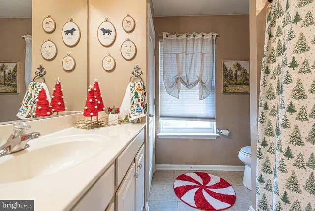 $425,000 | 207 Enterprise Drive, Berlin, MD 21811