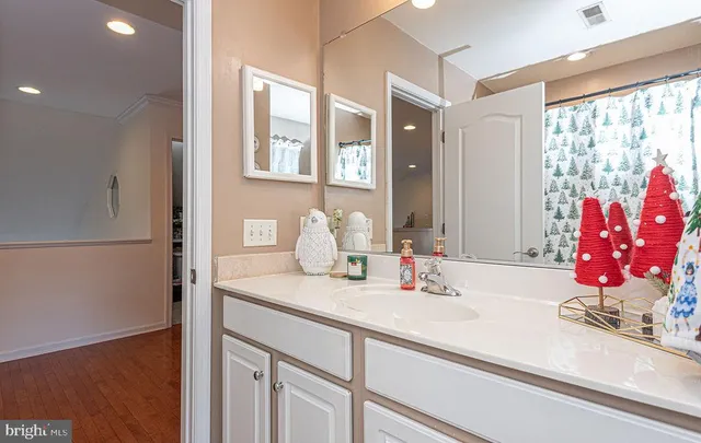 $425,000 | 207 Enterprise Drive, Berlin, MD 21811