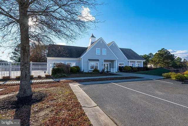 $425,000 | 207 Enterprise Drive, Berlin, MD 21811