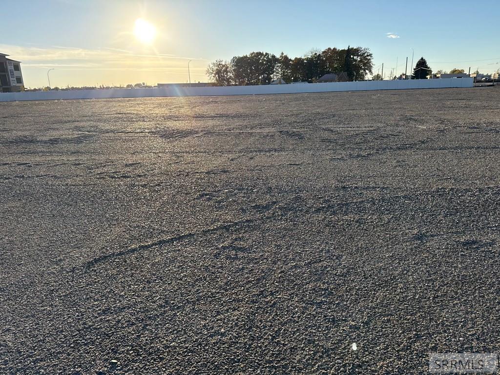 1908 East Lincoln Road Idaho Falls, ID 83401 - Photo 5 of 10