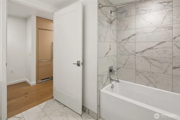 $2,050 | 1808 Minor Avenue, Unit 902, Seattle, WA 98101