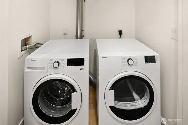 $2,050 | 1808 Minor Avenue, Unit 902, Seattle, WA 98101