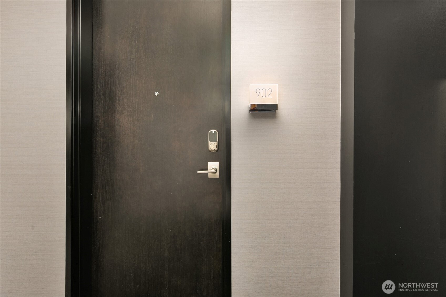 1808 Minor Avenue, Unit 902 Seattle, WA 98101 - Photo 3 of 32