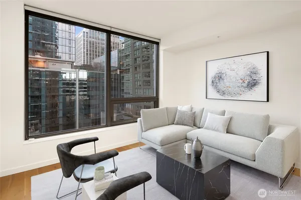 $2,050 | 1808 Minor Avenue, Unit 902, Seattle, WA 98101