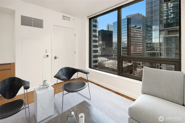 $2,050 | 1808 Minor Avenue, Unit 902, Seattle, WA 98101