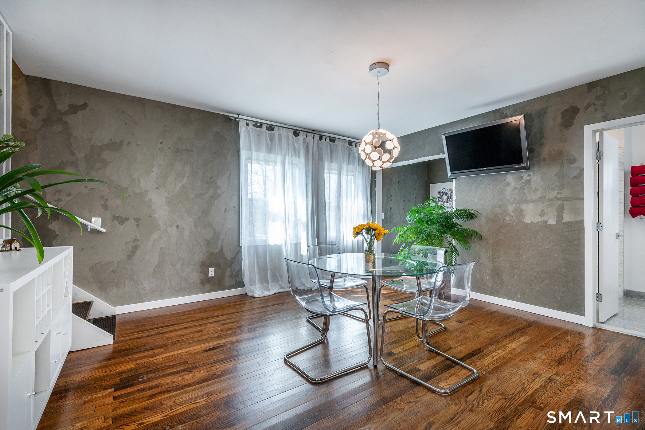 4 Darien Road New Fairfield, CT 06812 - Photo 9 of 36 Dining Room