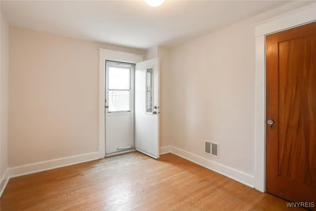 $289,000 | 261 Wardman Road, Tonawanda, NY 14217