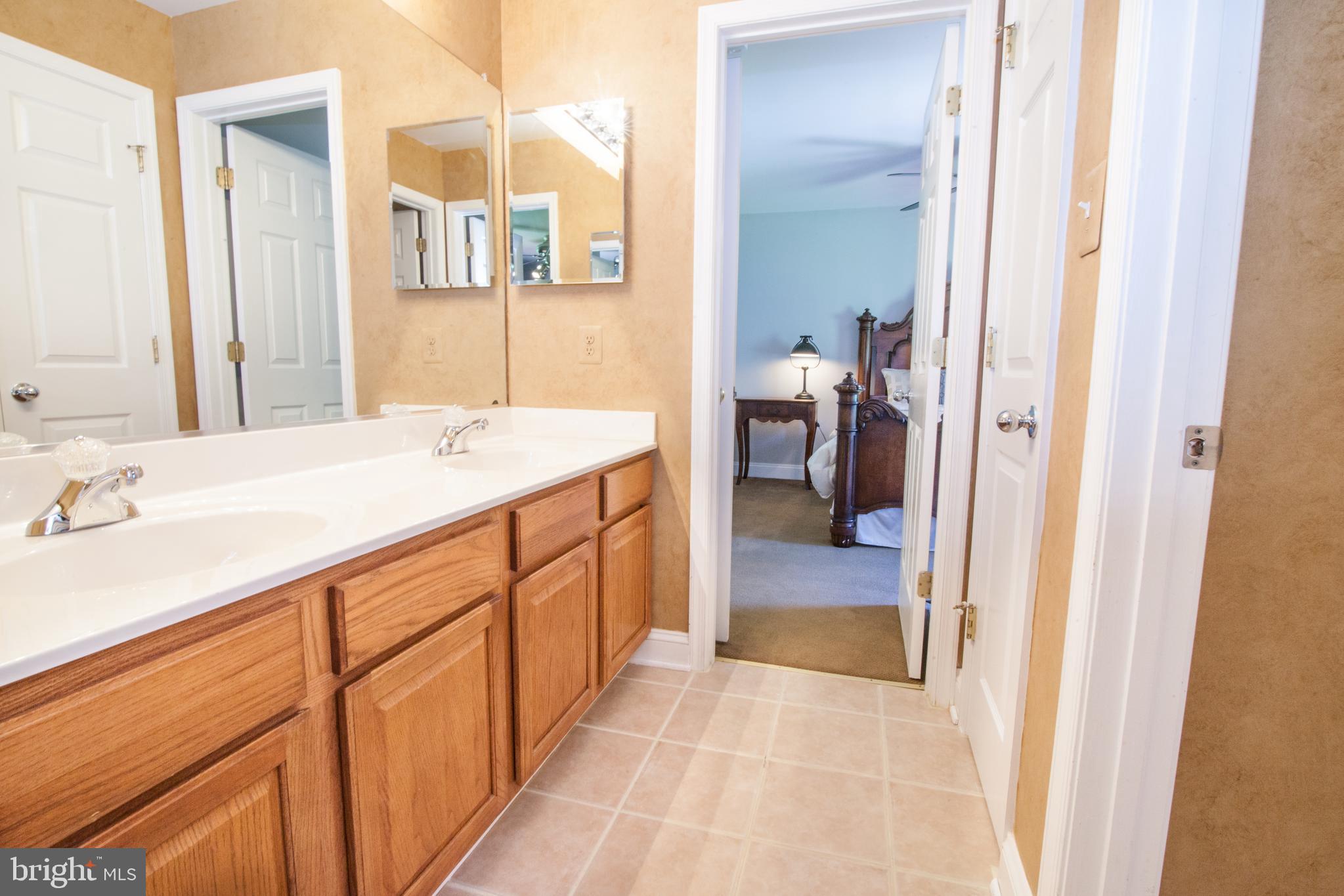3925 Davis Corner Road Street, MD 21154 - Photo 43 of 51 2nd floor buddy bath