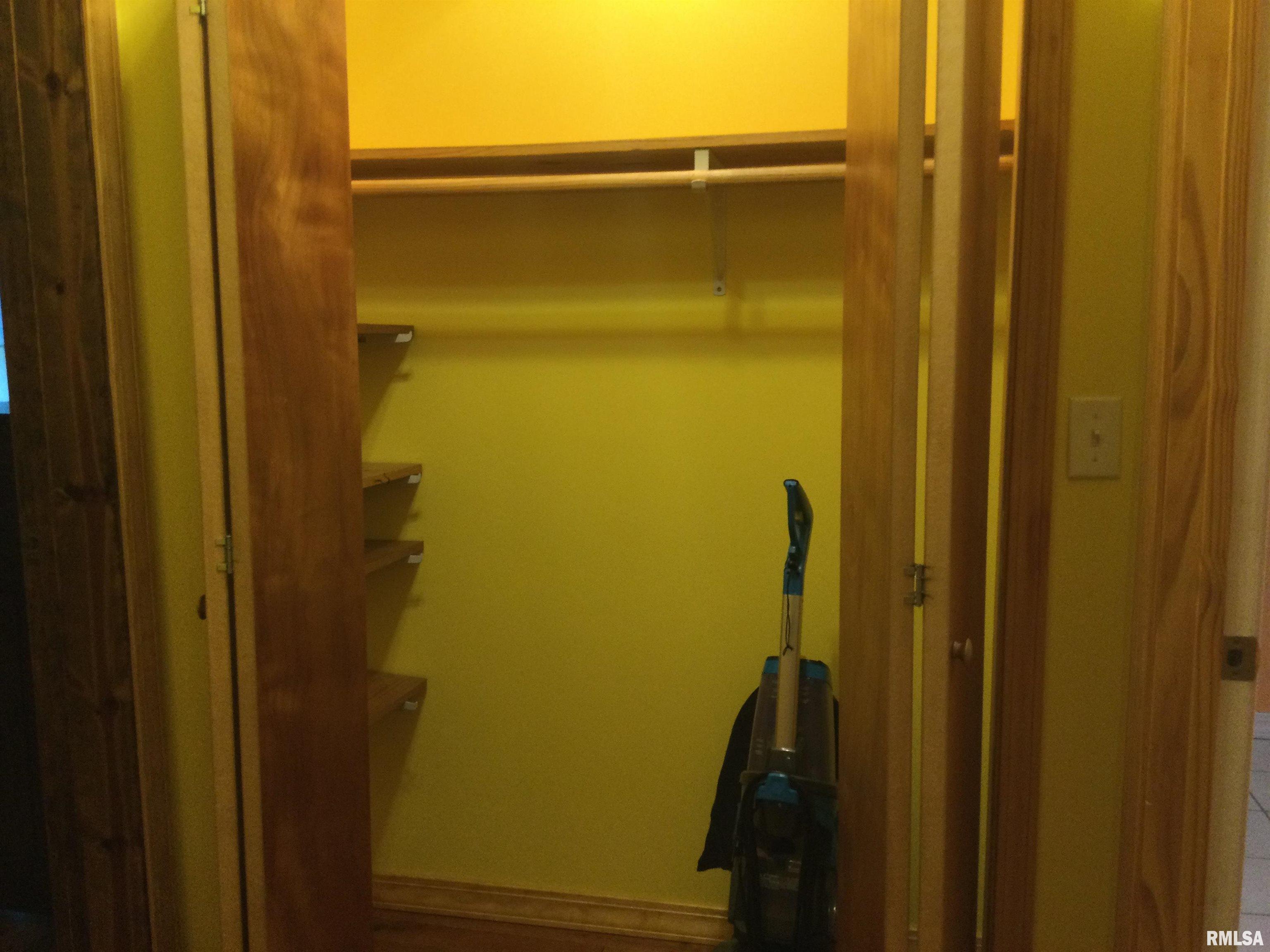 203 East Whitlock Street Jonesboro, IL 62952 - Photo 23 of 33