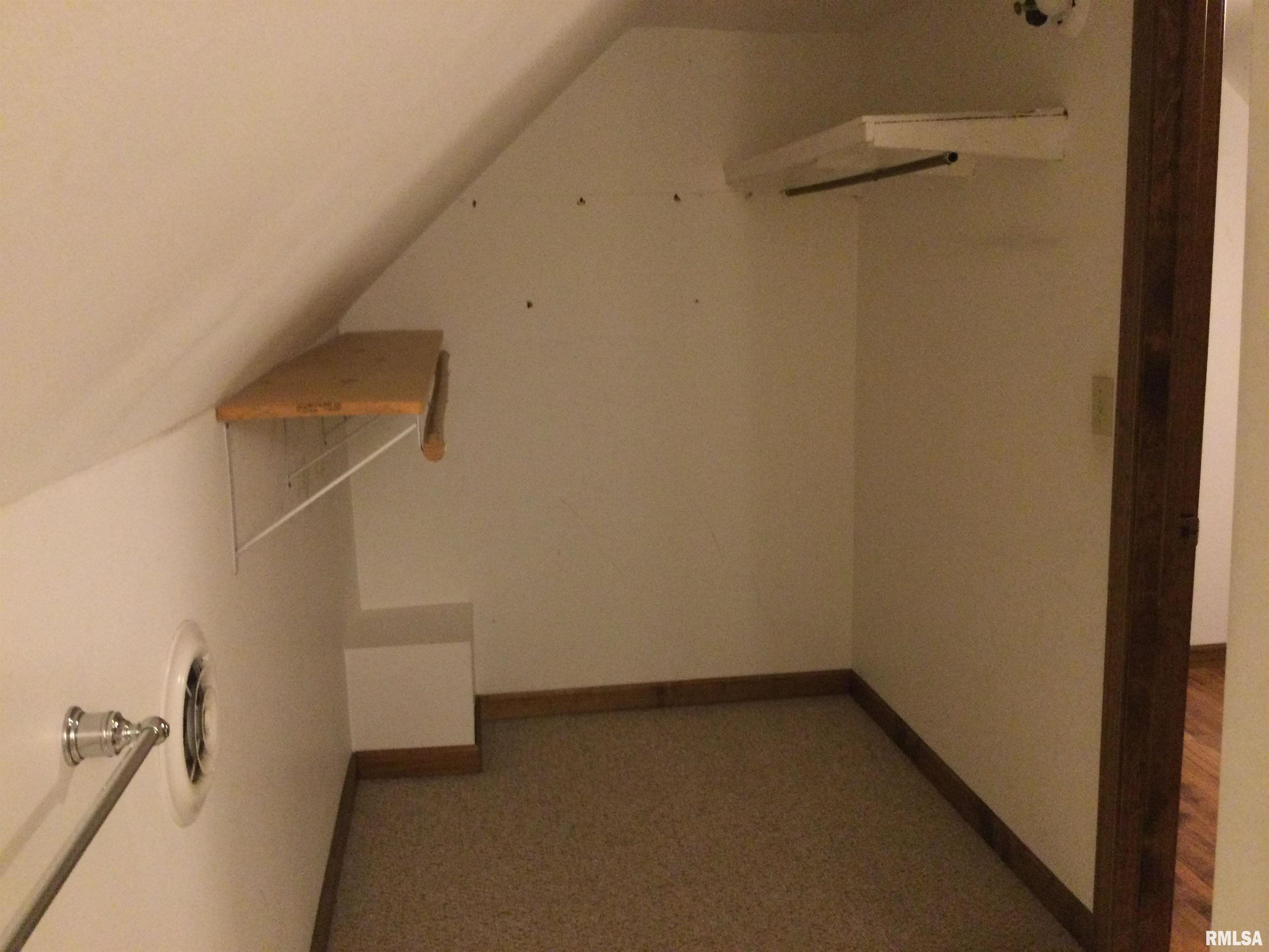 203 East Whitlock Street Jonesboro, IL 62952 - Photo 26 of 33