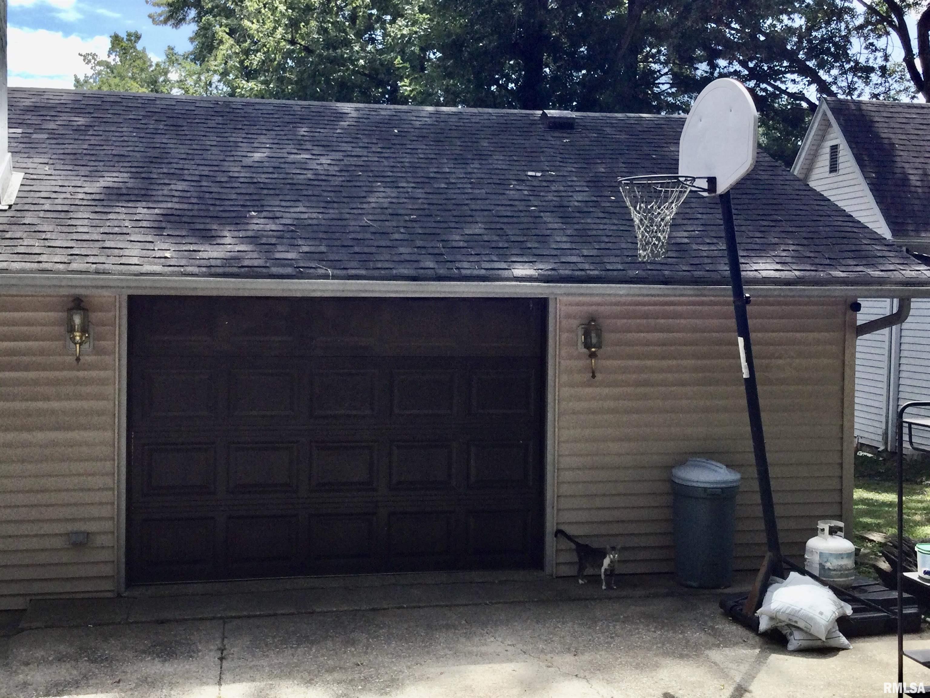 203 East Whitlock Street Jonesboro, IL 62952 - Photo 3 of 33