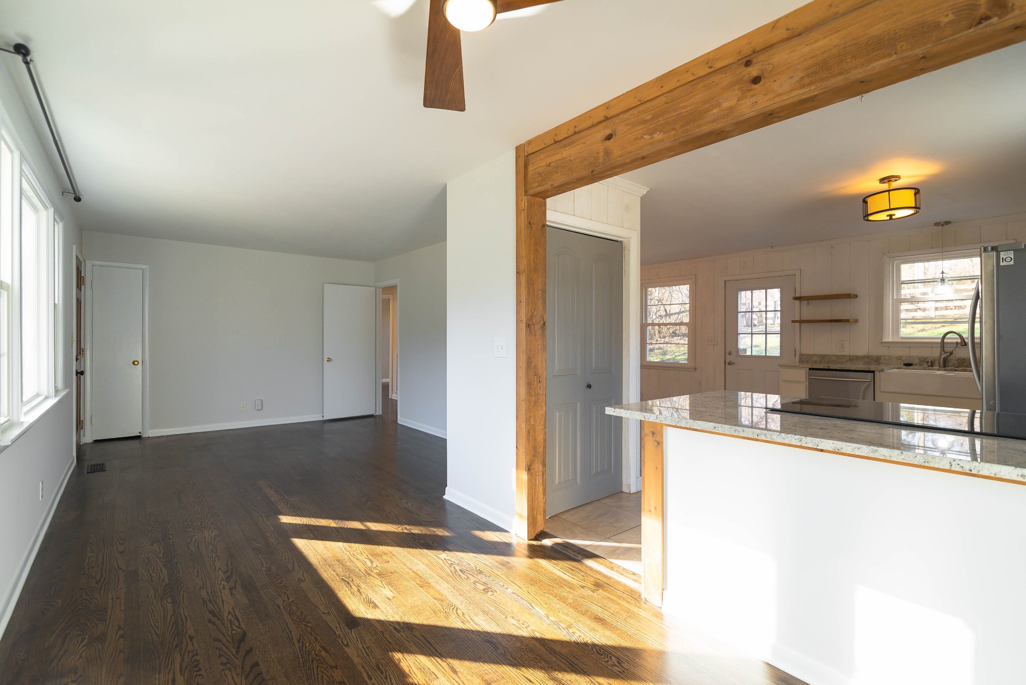 4032 Clovercroft Road Franklin, TN 37067 - Photo 7 of 20 Gallery Image 7