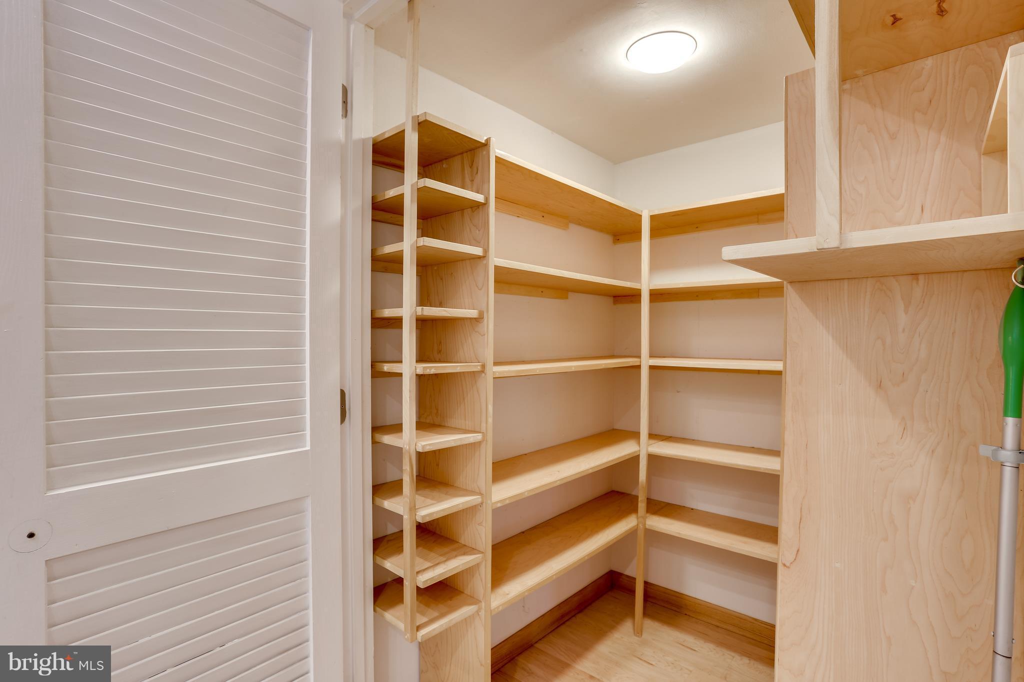 10935 Swansfield Road Columbia, MD 21044 - Photo 6 of 30 Interior (General)