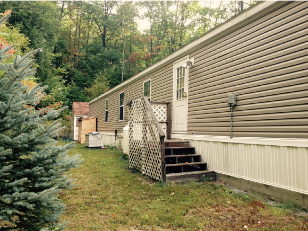 435 Old County Road North Deering, NH 03244 - Photo 3 of 10 Gallery Image 3
