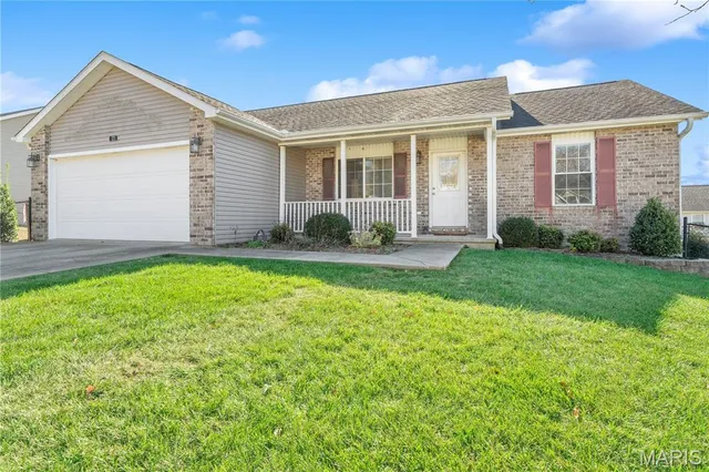 $299,000 | 171 Glen Oak Drive, Jackson, MO 63755