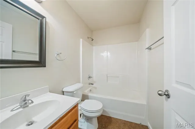 $299,000 | 171 Glen Oak Drive, Jackson, MO 63755