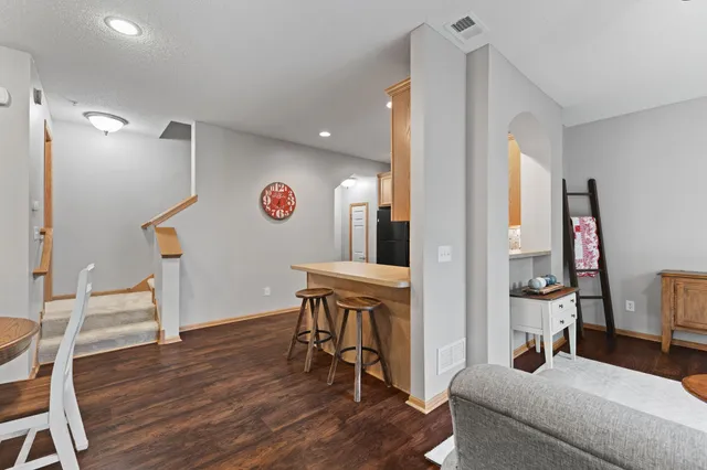 $260,000 | 2593 136th Street West, Rosemount, MN 55068