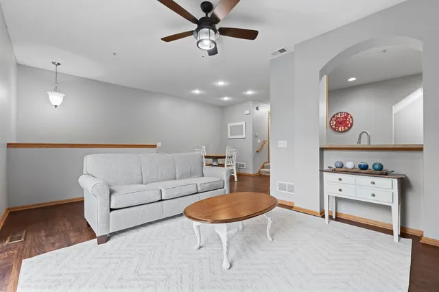 $260,000 | 2593 136th Street West, Rosemount, MN 55068