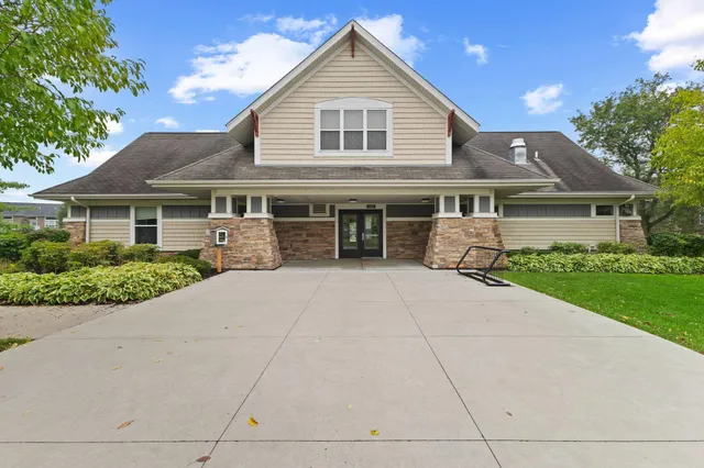 $260,000 | 2593 136th Street West, Rosemount, MN 55068