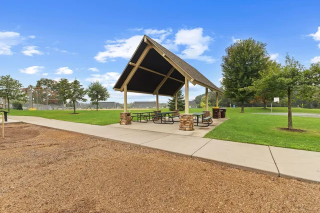 $260,000 | 2593 136th Street West, Rosemount, MN 55068