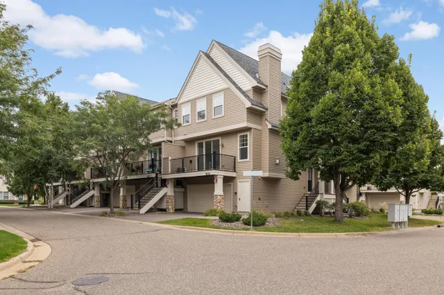 $260,000 | 2593 136th Street West, Rosemount, MN 55068