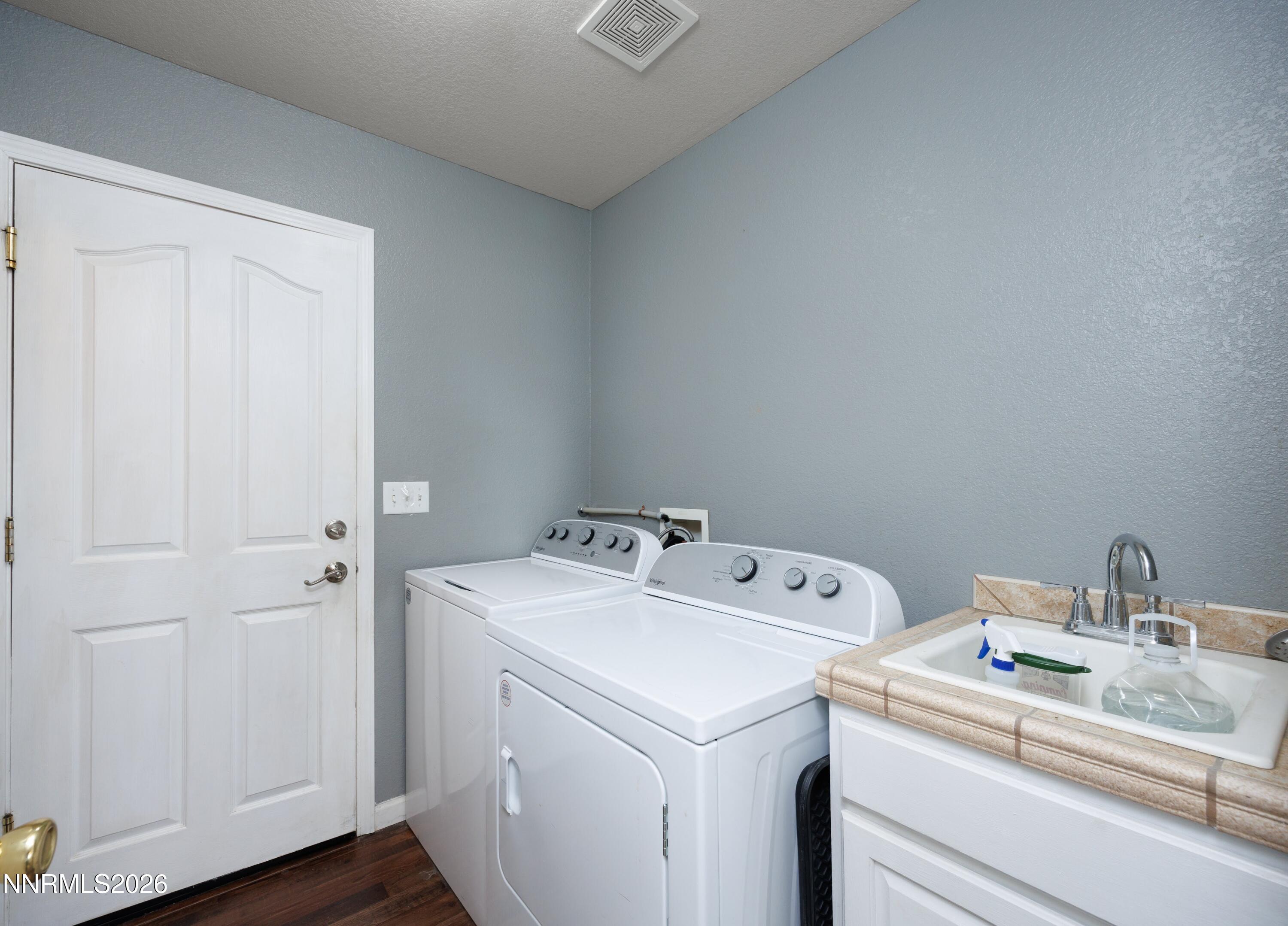 1850 Heidi Road Fallon, NV 89406 - Photo 8 of 19 IMG_1371