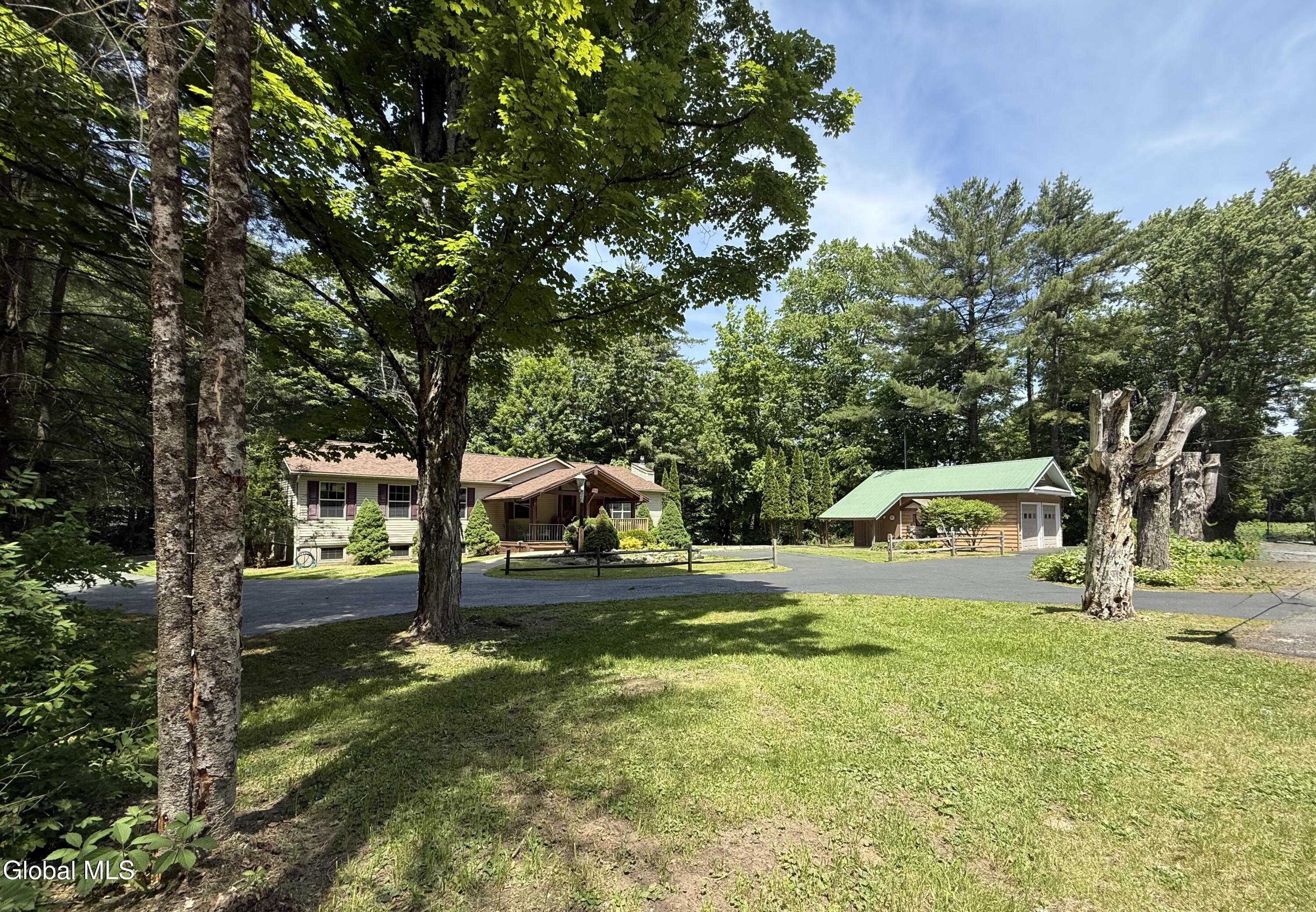 371 Lakeview Road Broadalbin, NY 12025 - Photo 1 of 6 IMG_3728