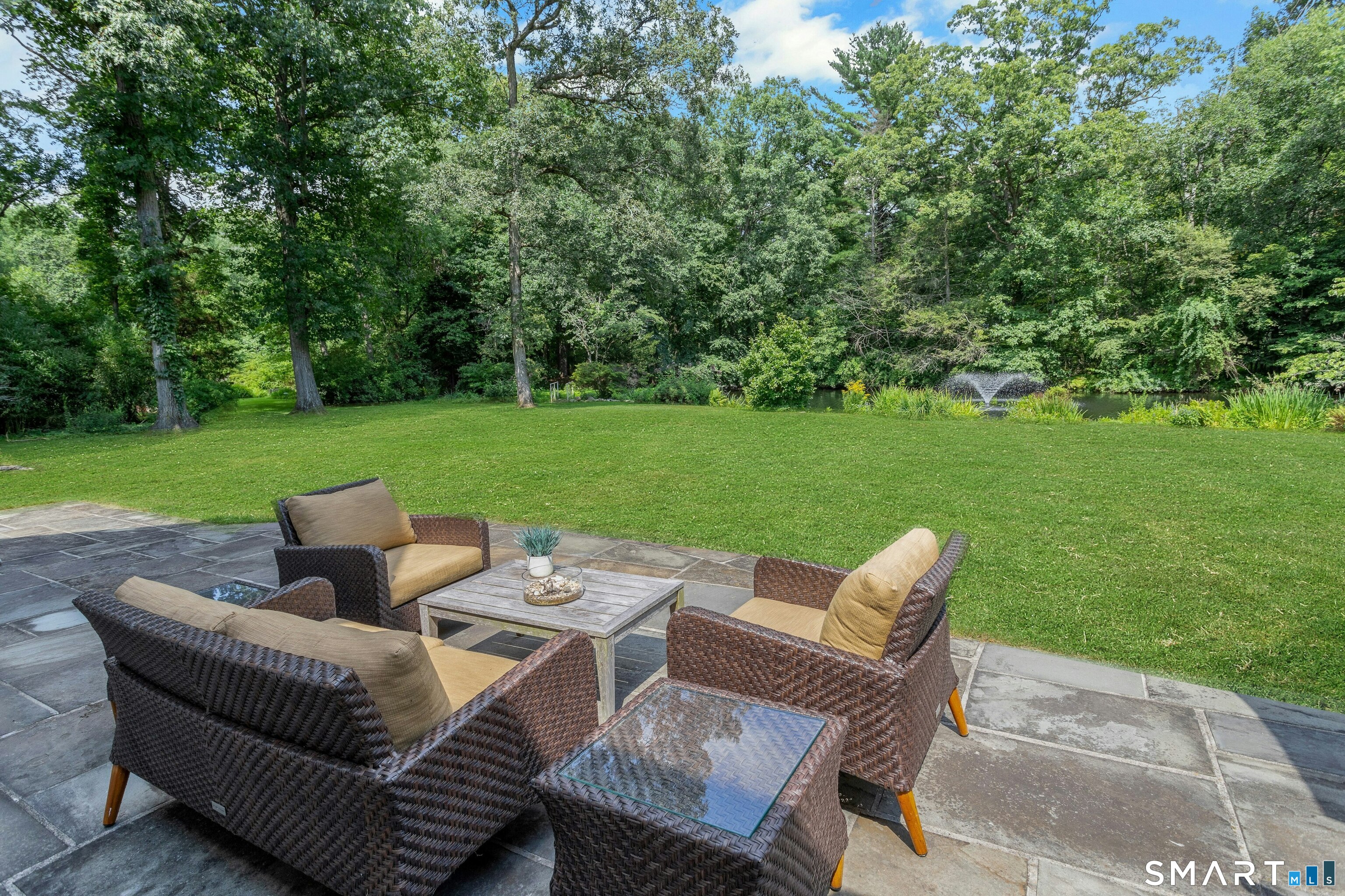 700 Hollow Tree Ridge Road Darien, CT 06820 - Photo 35 of 40 Gallery Image 35