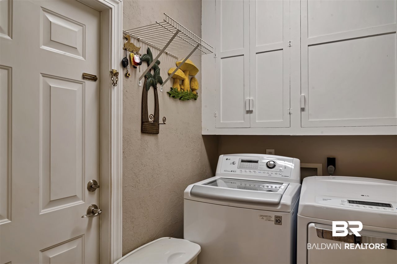 22475 County Road 12 Foley, AL 36535 - Photo 25 of 29 Laundry/Garage Entry