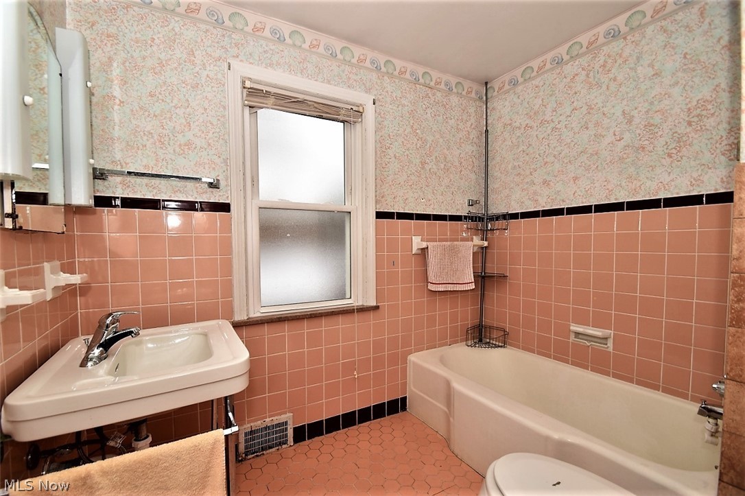 3505 Berkeley Road Cleveland Heights, OH 44118 - Photo 22 of 28