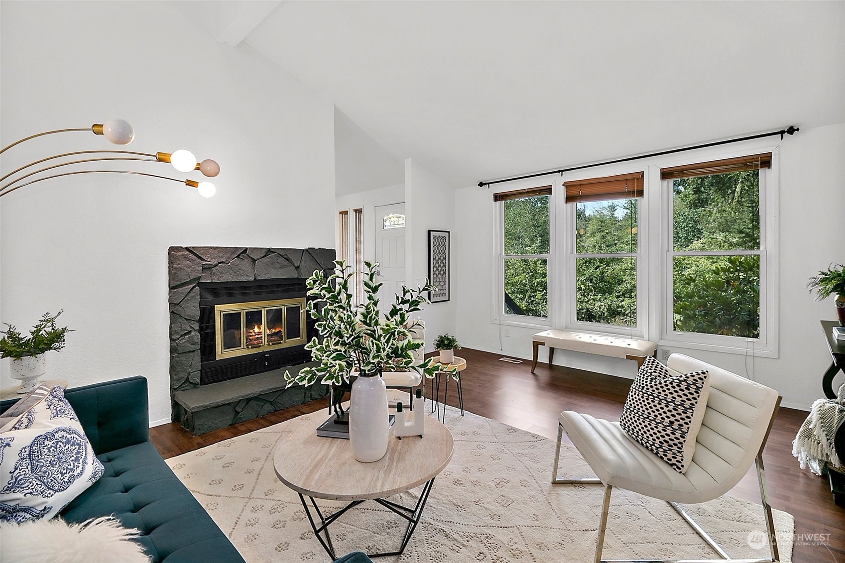 9060 Northeast Morgan Road Bainbridge Island, WA 98110 - Photo 15 of 37 Gallery Image 15