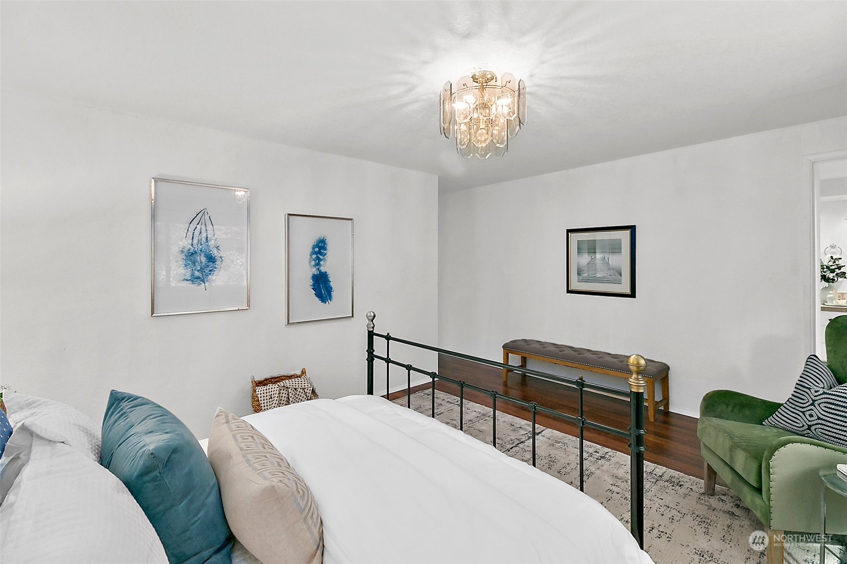 9060 Northeast Morgan Road Bainbridge Island, WA 98110 - Photo 22 of 37 Gallery Image 22