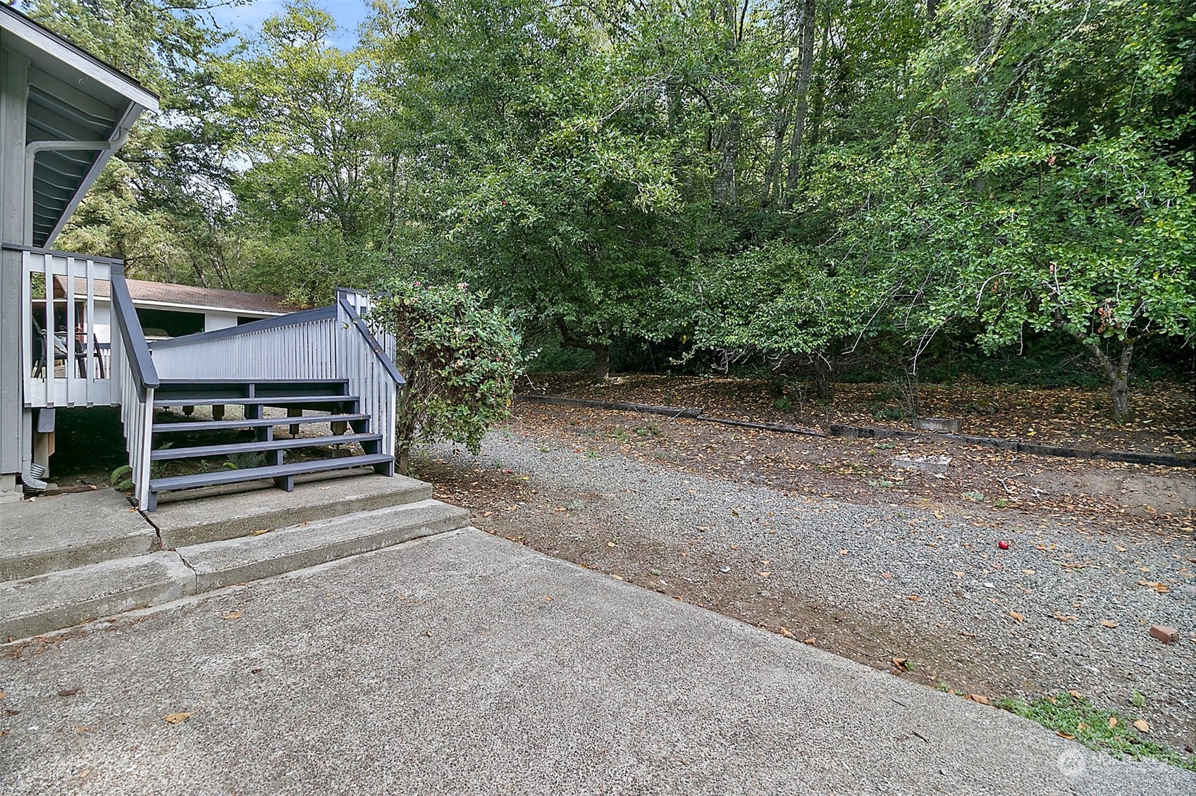 9060 Northeast Morgan Road Bainbridge Island, WA 98110 - Photo 33 of 37 Gallery Image 33