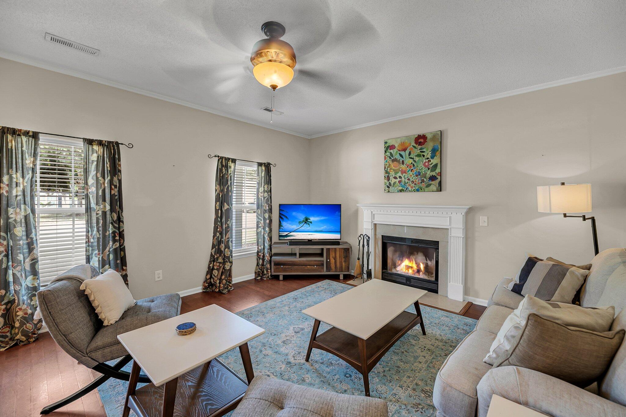 2841 August Road Johns Island, SC 29455 - Photo 8 of 40 Living Room